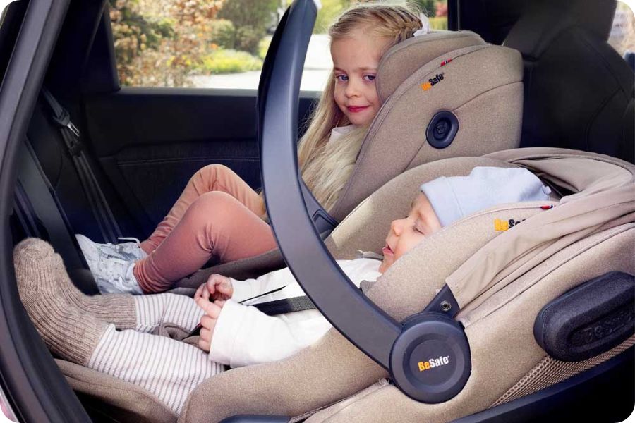 BeSafe zestaw modularny 2w1 foteliki z bazą obrotową